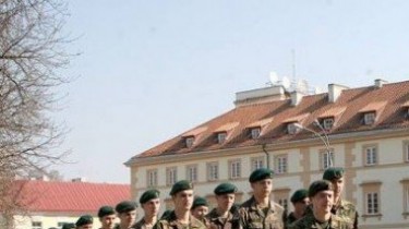 Армию Литвы пополнят новые воины-профессионалы