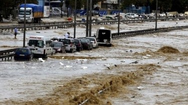 Стихийные бедствия в мире: землетрясения и наводнения