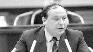 Ушел из жизни известный российский экономист и политик Егор Гайдар