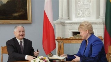 Президент Литвы выражает соболезнование народу Польши по поводу гибели в авиакатастрофе польской делегации