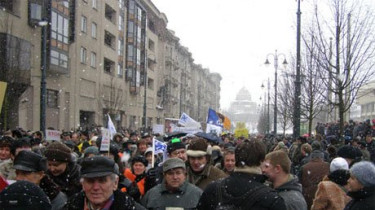 Литовские профсоюзы готовятся провести в Вильнюсе митинг в годовщину беспорядков