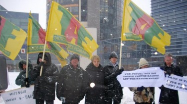 Профсоюзы по-прежнему требуют разрешить митинг у Сейма