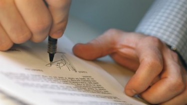 В Каунасском окружном суде - скандал с подделанными подписями