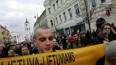 Право на здоровый национализм. Литва отказывает в нем России и Польше?