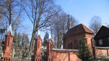 Вильнюсская мэрия может оборудовать видеокамеры на кладбище Расу