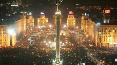 Кто будет учить Украину демократию любить?