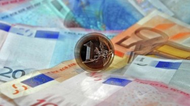 Началась чеканка литовских монет евро