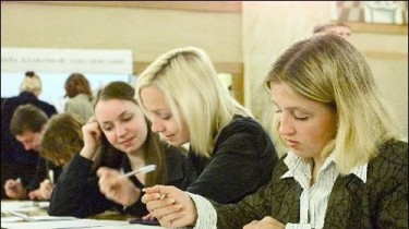 Выпускники школ нацменьшинств хуже сдали экзамен по литовскому языку (дополнено)