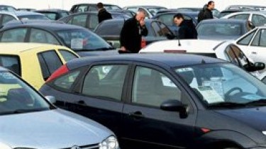 В Литве упрощают процедуру регистрации подержанного автомобиля