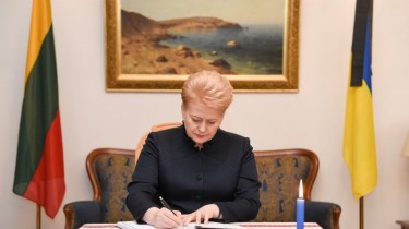 Президент предлагает менять выдачу разрешений на жительство в Литве