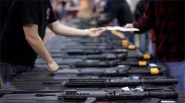 Рост угроз безопасности не побудил гражданских лиц к увеличению покупок оружия