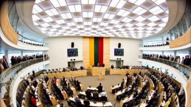 В Сейме застрял проект о сокращении расходов на парламентскую деятельность