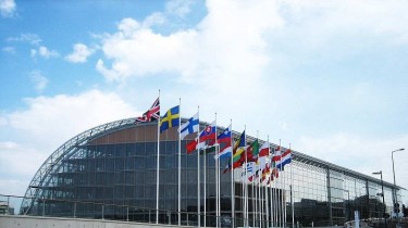 Литва получила первую часть займа EIB