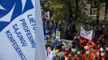 Сейм Литвы обсуждает новый Трудовой кодекс, профсоюзы протестуют
