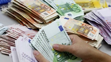 С должников в странах ЕС можно будет быстрее отсудить большие суммы денег