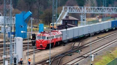 Миллионные сделки связывали Литовские железные дороги с российским "Балткраном"
