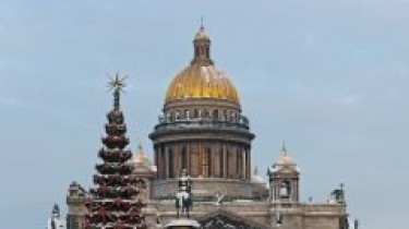 7 января в мировой истории - в Санкт-Петербурге впервые наряжена общественная рождественская елка