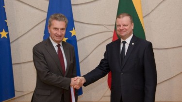Еврокомиссар Г. Эттингер обещает поддержать Литву по поводу финансирования закрытия ИАЭС