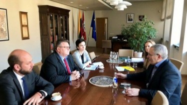 Глава МИД Литвы встретитлся с находящимся в Вильнюсе М. Ходорковским