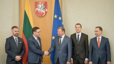 Кабмин Литвы подписал декларацию о сотрудничестве с польским НК Orlen (дополнено)
