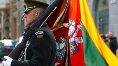 Минобороны Литвы предлагает улучшить соцзащиту военных и повысить им зарплату