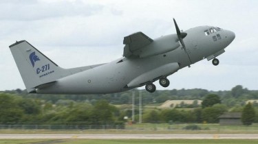 Самолет ВС Литвы, которым летел из Мали министр обороны Литвы, получил повреждение (дополнено)