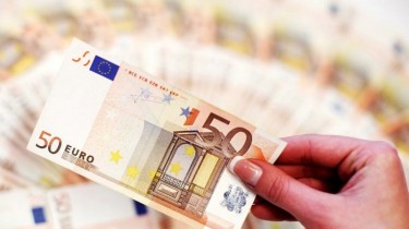 На Трёхстороннем совете предлагается ММЗ увеличить до 420 евро (дополнено)