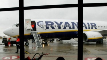 Ryanair не полетит в пятницу из Вильнюса в Берлин