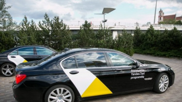 Партнёры Yandex. Taxi: от новосозданных до имеющих огромный опыт предприятий