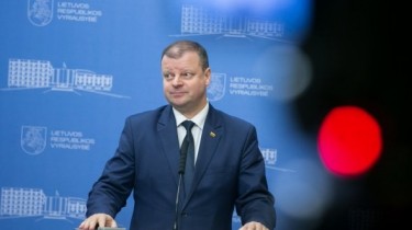 Премьер: политику президента Литвы иллюстрирует "тюльпановая почта" (дополнено)
