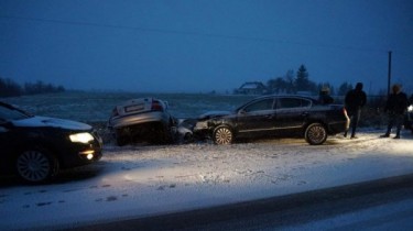 В понедельник в Литве в ДТП пострадали 24 человека, зарегистрированы 119 аварий