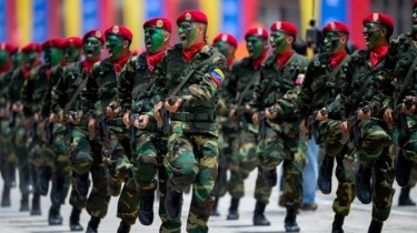 Кризис в Венесуэле: на чью сторону встанет армия?