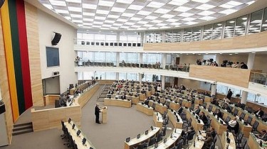 Литовские "аграрии" в мае хотят провести референдум о сокращении числа членов Cейма