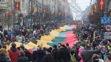 Празднование 11 марта в Вильнюсе: шествия, экскурсии и бесплатный проезд в общественном транспорте