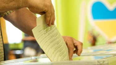 Украинцы в Литве голосовали в основном за партии В. Зеленского и П. Порошенко