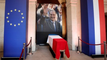 Л.Линкявичюс примет участие в похоронах президента Франции Ж.Ширака