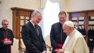 Президент Литвы обсуждал с папой Франциском социальное развитие страны