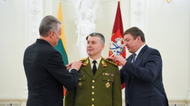 омандующий литовской армией В. Рупшис получил высшее военное звание