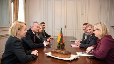 Г. Науседа представил еврокомиссару замечания Литвы по бюджету ЕС