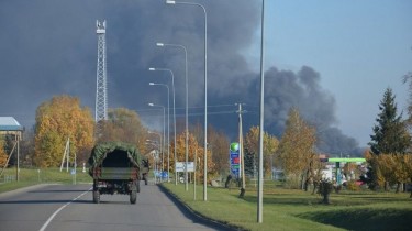 В деле о пожаре в Алитусе – подозрения главе Ekologistika и одному из работников компании