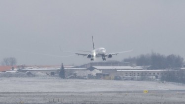 Сотни литовцев прилетят рейсами из Валенсии и Амстердама