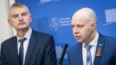 Министр: медицинских товаров, доставленных из Китая, должно хватить на три месяца (дополнено)