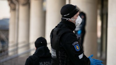 В полиции Литвы - 133 сообщения о нарушениях карантина, 26 человек - наказаны