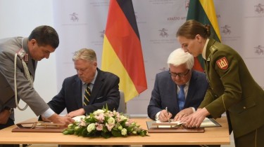 Литва и Германия подписали соглашение о временном пребывании военных на своих территориях