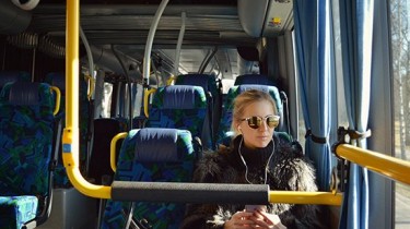 Минздрав Литвы: для пассажиров общественного транспорта рекомендуются маски и только сидячие пассажиры