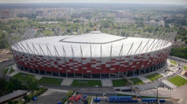 Польша превращает национальный стадион в полевой госпиталь для больных  COVID-19