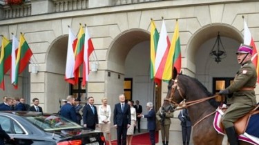В Литву прибывает президент Польши