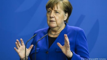 Ангела Меркель - за жесткие ограничительные меры в Германии на праздники