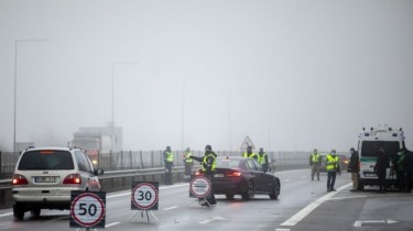 Полиция обещает усилить контроль за передвижениями, следить за местами скопления людей