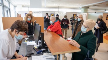 Суточный прирост новых случаев COVID-19 в Литве – 1 585, скончались 15 человек (дополнено)